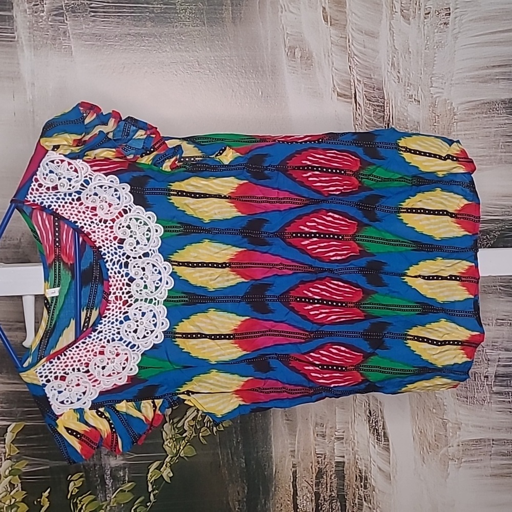 Womens Large bright bold colorful short sleeve lacy faux pearl accented blouse